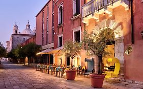 Ca' Pisani Hotel